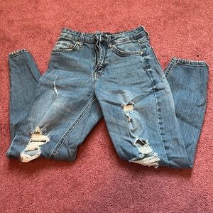 Wild fable ripped blue jeans. Mom Jean style double 0 high rise